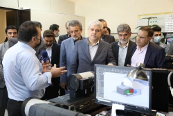 بازدید معاون علمی رئیس جمهور از شرکت های نانویی مسقر در پژوهشگاه پلیمر
 4