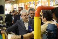 بازدید معاون علمی رئیس جمهور از شرکت های نانویی مسقر در پژوهشگاه پلیمر
 19