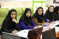 بازدید دانشجویان دانشگاه علوم پزشکی قم و کاشان از دستاوردهای نانویی کشور
 11