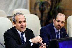 بازدید معاون وزیر علوم کوبا از ستاد توسعه فناوری نانو و میکرو 4