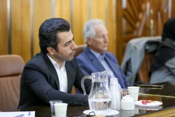 نشست مشترک مدیران عامل شرکت های نانو نساجی با مدیرکل و معاونین دفتر نساجی و پوشاک وزارت صمت
 4