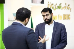 بازدید جناب آقای نجابت، نماینده مردم شیراز در مجلس شورای اسلامی از ستاد نانو و گفتگو با دکتر احمدوند دبیر ستاد
 2