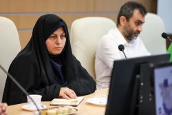 بازدید رئیس شورای ملی ایمنی زیستی و جمعی از مدیران سازمان محیط زیست  از ستاد 6