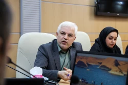 بازدید رئیس شورای ملی ایمنی زیستی و جمعی از مدیران سازمان محیط زیست  از ستاد 11