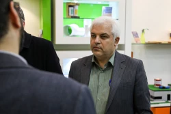 بازدید رئیس شورای ملی ایمنی زیستی و جمعی از مدیران سازمان محیط زیست  از ستاد 17