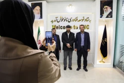 بازدید مدیران فرهنگی دانشگاه‌های علوم پزشکی کشور از ستاد نانو و دست آوردهای نانویی کشور 36