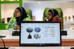 بازدید دانش آموزان دبیرستان شهید بینائی منطقه 15 از نمایشگاه ستاد نانو و میکرو 11