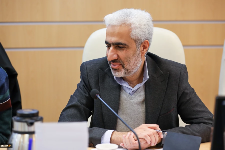 نشست تخصصی فناوران و فعالان حوزه ابزارهای پایش بر بالین "poct"  13
