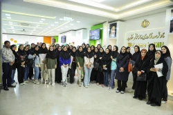 بازدید دانشجویان دانشگاه علوم پزشکی جندی شاپور اهواز از نمایشگاه ستاد توسعه فناوری‌های نانو و میکرو 2