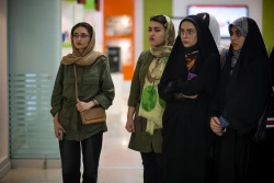 بازدید دانشجویان دانشگاه علوم پزشکی سبزوار از ستاد توسعه فناوری های نانو و میکرو 10