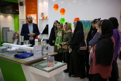 بازدید دانشجویان دانشگاه علوم پزشکی سبزوار از ستاد توسعه فناوری های نانو و میکرو 16