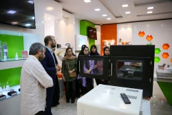 بازدید دانشجویان دانشگاه علوم پزشکی سبزوار از ستاد توسعه فناوری های نانو و میکرو 17