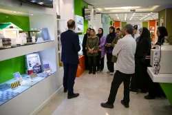بازدید دانشجویان دانشگاه علوم پزشکی سبزوار از ستاد توسعه فناوری های نانو و میکرو 14