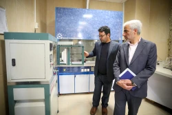 بازدید دکتر احمدوند دبیر ستاد توسعه فناوری‌های نانو و میکرو از دانشگاه کاشان به مناسبت هفته فناوری نانو 18