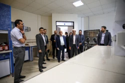 بازدید دکتر احمدوند دبیر ستاد توسعه فناوری‌های نانو و میکرو از دانشگاه کاشان به مناسبت هفته فناوری نانو 22