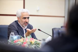 بازدید دکتر احمدوند دبیر ستاد توسعه فناوری‌های نانو و میکرو از دانشگاه کاشان به مناسبت هفته فناوری نانو 35