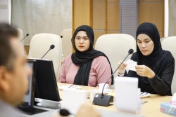 بازدید مسئولین وزارت‌کشاورزی و شرکت‌های فعال درحوزه کشاورزی کشور مالزی از ستاد‌توسعه‌‌فناوری‌های نانو ومیکرو 11