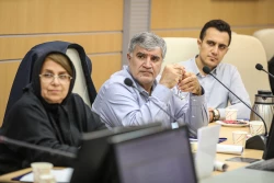 دوره آموزشی نحوه تدوین استاندارد ملی باحضور اساتید دانشگاه ها و متخصصین
 9