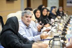 دوره آموزشی نحوه تدوین استاندارد ملی باحضور اساتید دانشگاه ها و متخصصین
 12