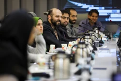 جلسه هم‌اندیشی فعالین دانشجویی در خصوص حمایت معاونت علمی از محققان پسادکتری فناورانه (طرح TOP)
 3