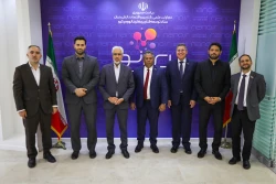 بازدید معاون وزیر علوم کشور ونزوئلا از ستاد توسعه فناوری های نانو و میکرو 6