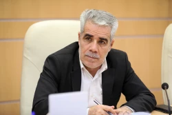 بازدید دکتر بیگ‌زاده مدیرعامل محترم شرکت سهامی نمایشگاه‌های بین‌المللی از ستاد نانو و میکرو
 4
