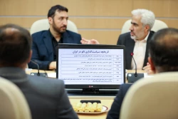 بازدید دکتر بیگ‌زاده مدیرعامل محترم شرکت سهامی نمایشگاه‌های بین‌المللی از ستاد نانو و میکرو
 6