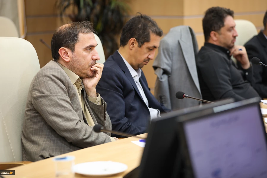 بازدید نمایندگان عضو کمیسیون آموزش مجلس از ستاد نانو 5