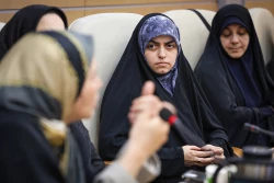 جلسه معارفه اساتید برنامه محصول محور
 14