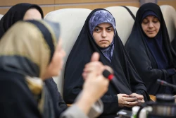 جلسه معارفه اساتید برنامه محصول محور
 14