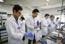 مرحله نهایی چهاردهمین مسابقه ملی نانو 6