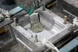 بازدید خبرنگاران و فعالان رسانه‌ای از شرکت نانویی اطلس سرام تولیدکننده آجرهای دیرگداز نیروگاهی
 5