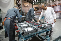 بازدید خبرنگاران و فعالان رسانه‌ای از شرکت نانویی اطلس سرام تولیدکننده آجرهای دیرگداز نیروگاهی
 7