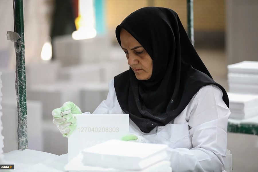 بازدید خبرنگاران و فعالان رسانه‌ای از شرکت نانویی اطلس سرام تولیدکننده آجرهای دیرگداز نیروگاهی
 11