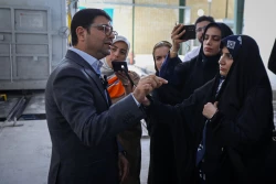 بازدید خبرنگاران و فعالان رسانه‌ای از شرکت نانویی اطلس سرام تولیدکننده آجرهای دیرگداز نیروگاهی
 14