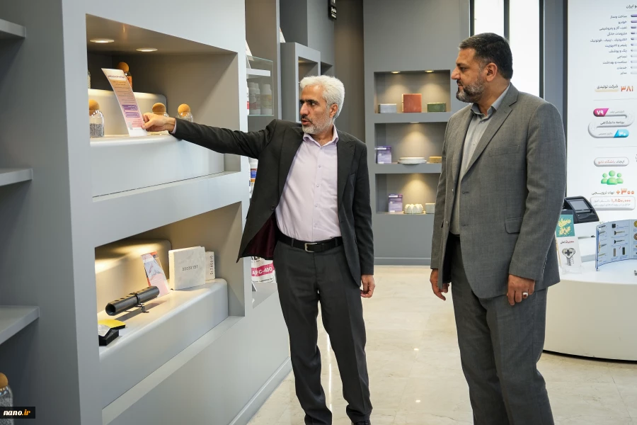 بازدید دکتر عظیمی‌راد سخنگوی کمیسیون آموزش مجلس از ستاد نانو 3
