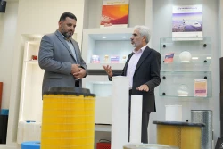 بازدید دکتر عظیمی‌راد سخنگوی کمیسیون آموزش مجلس از ستاد نانو 9