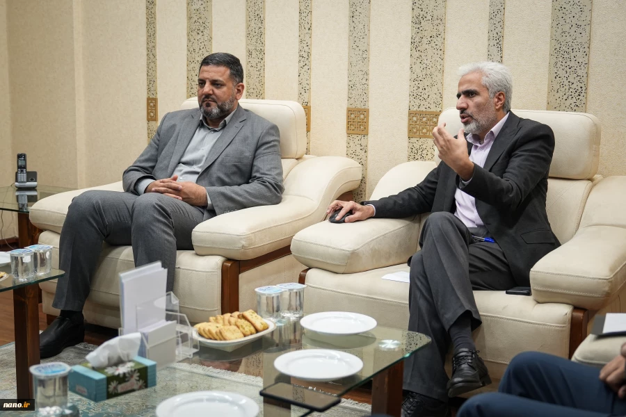 بازدید دکتر عظیمی‌راد سخنگوی کمیسیون آموزش مجلس از ستاد نانو 3