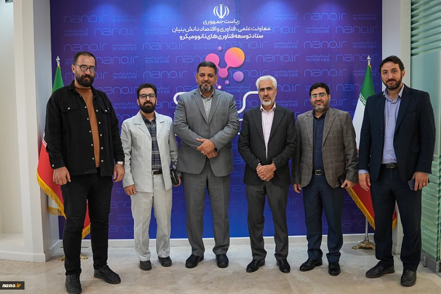 بازدید دکتر عظیمی‌راد سخنگوی کمیسیون آموزش مجلس از ستاد نانو 14