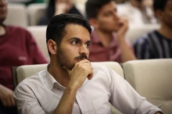 اکران مستند رویای چینی در دانشکدگان فنی دانشگاه تهران 17