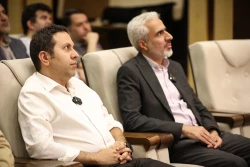 اکران مستند رویای چینی در دانشکدگان فنی دانشگاه تهران 19