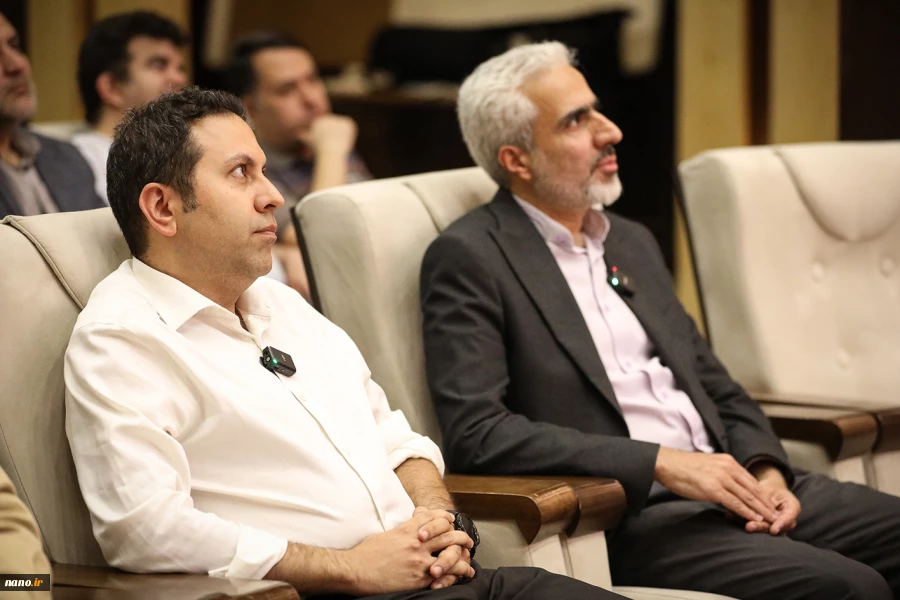 اکران مستند رویای چینی در دانشکدگان فنی دانشگاه تهران 19