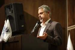 اکران مستند رویای چینی در دانشکدگان فنی دانشگاه تهران 21