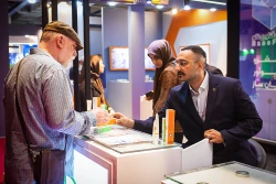 اولین روز شانزدهمین نمایشگاه نانو 6