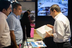 اولین روز شانزدهمین نمایشگاه نانو 12