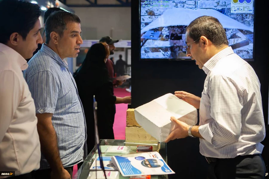 اولین روز شانزدهمین نمایشگاه نانو 12
