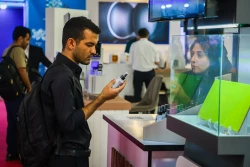 اولین روز شانزدهمین نمایشگاه نانو 23