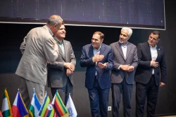 دومین روز شانزدهمین نمایشگاه نانو 2