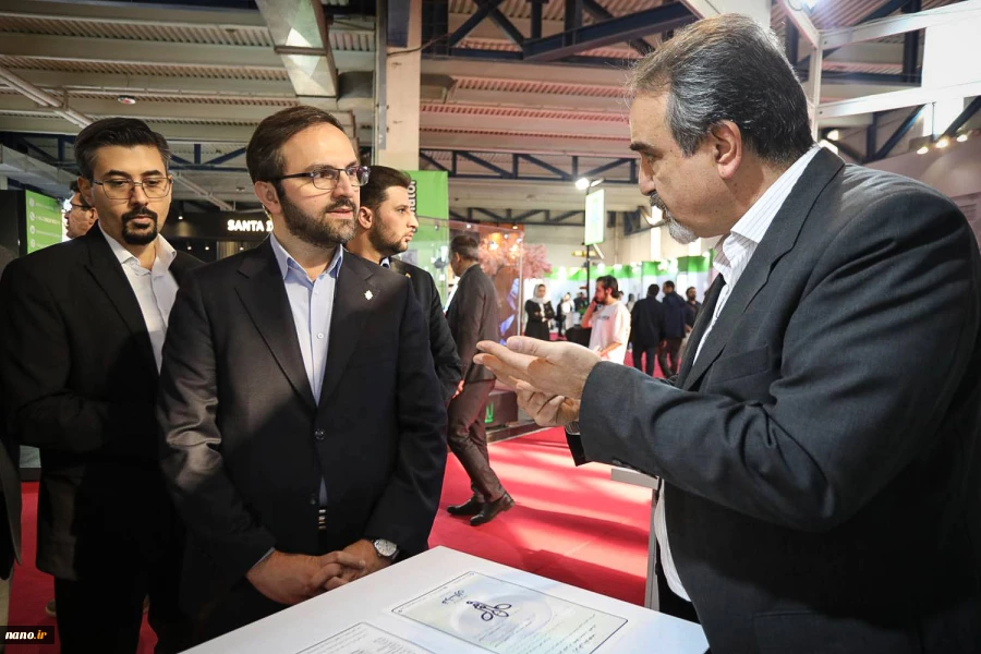 دومین روز شانزدهمین نمایشگاه نانو 8