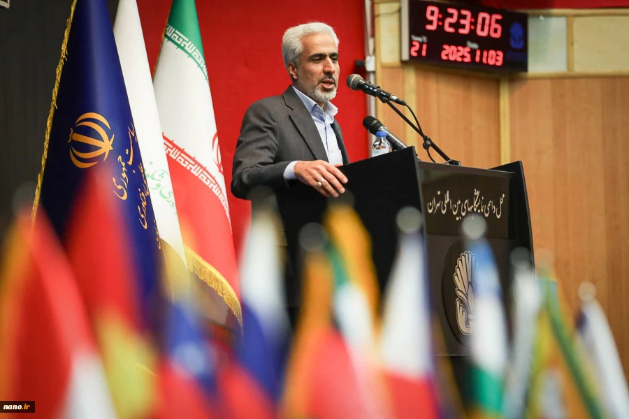 دومین روز شانزدهمین نمایشگاه نانو 19